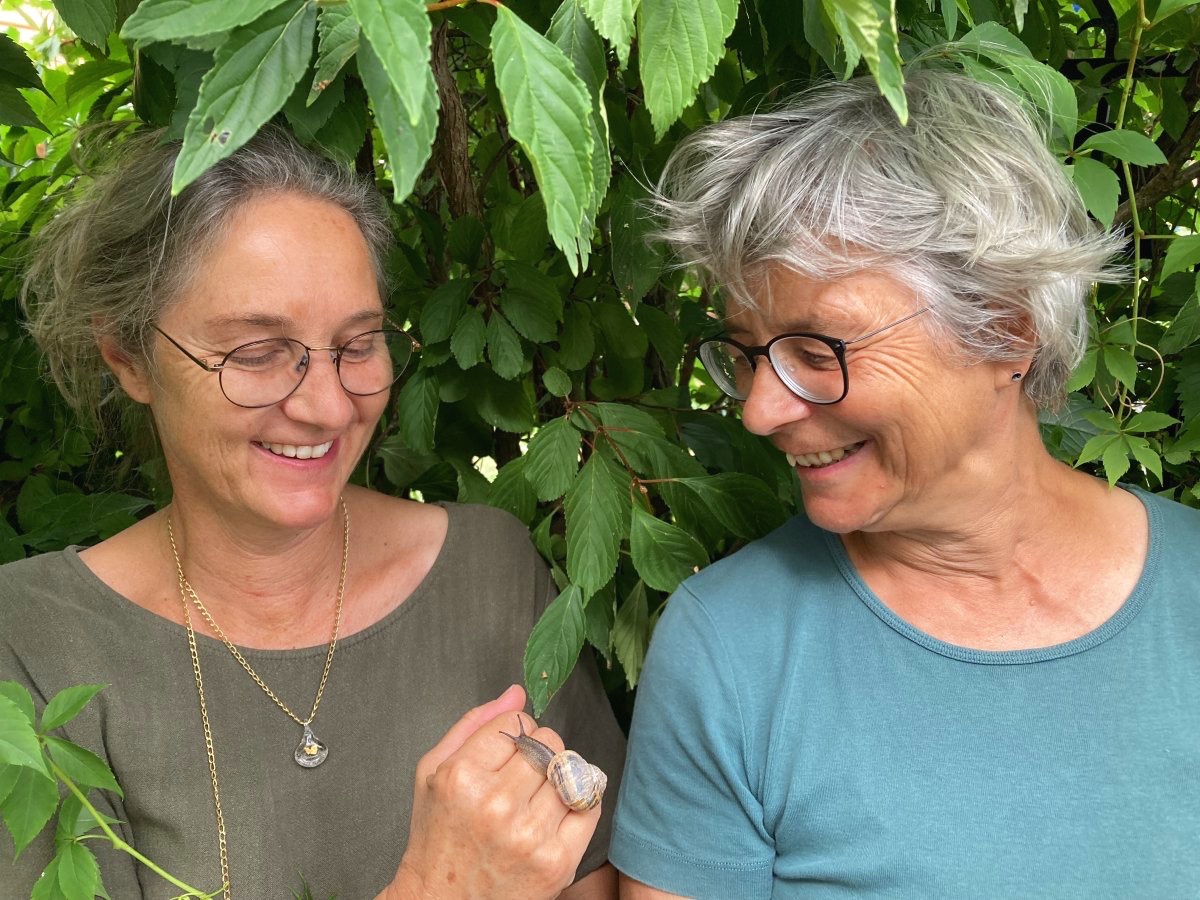 Beigleitpersonen Waldspielgruppe Ursi Kesseli und Myrta Gross